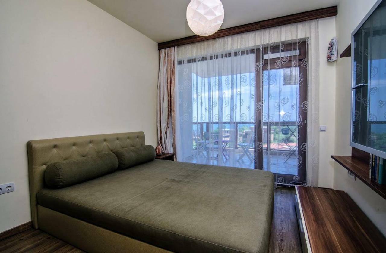 Apartment Baltsjik Eksteriør bilde