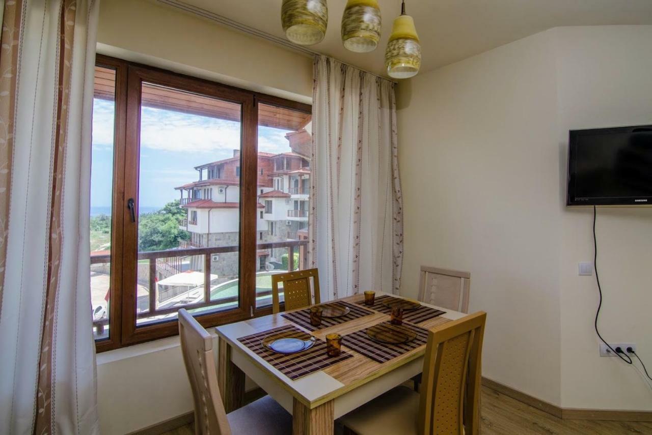 Apartment Baltsjik Eksteriør bilde